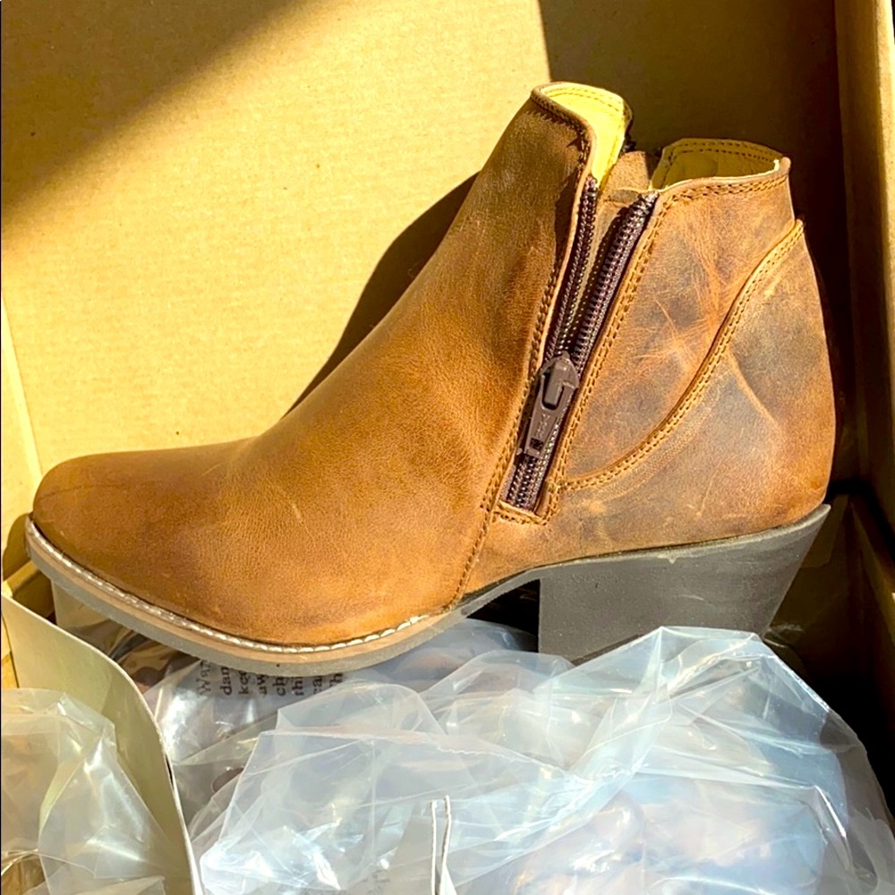 Smoky mountain boots brand new